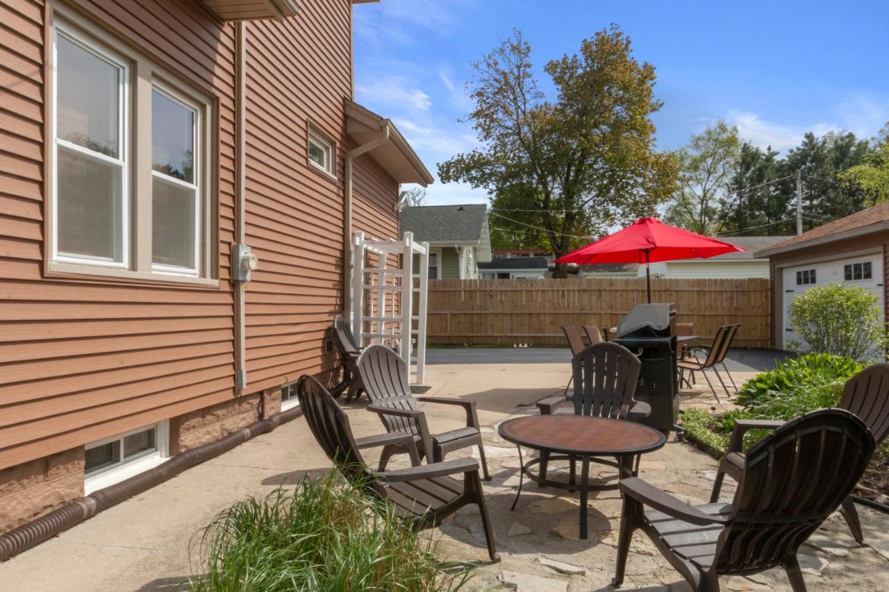 Gorgeous Downtown Bungalow, Walk Everywhere!!! Lake Geneva Buitenkant foto