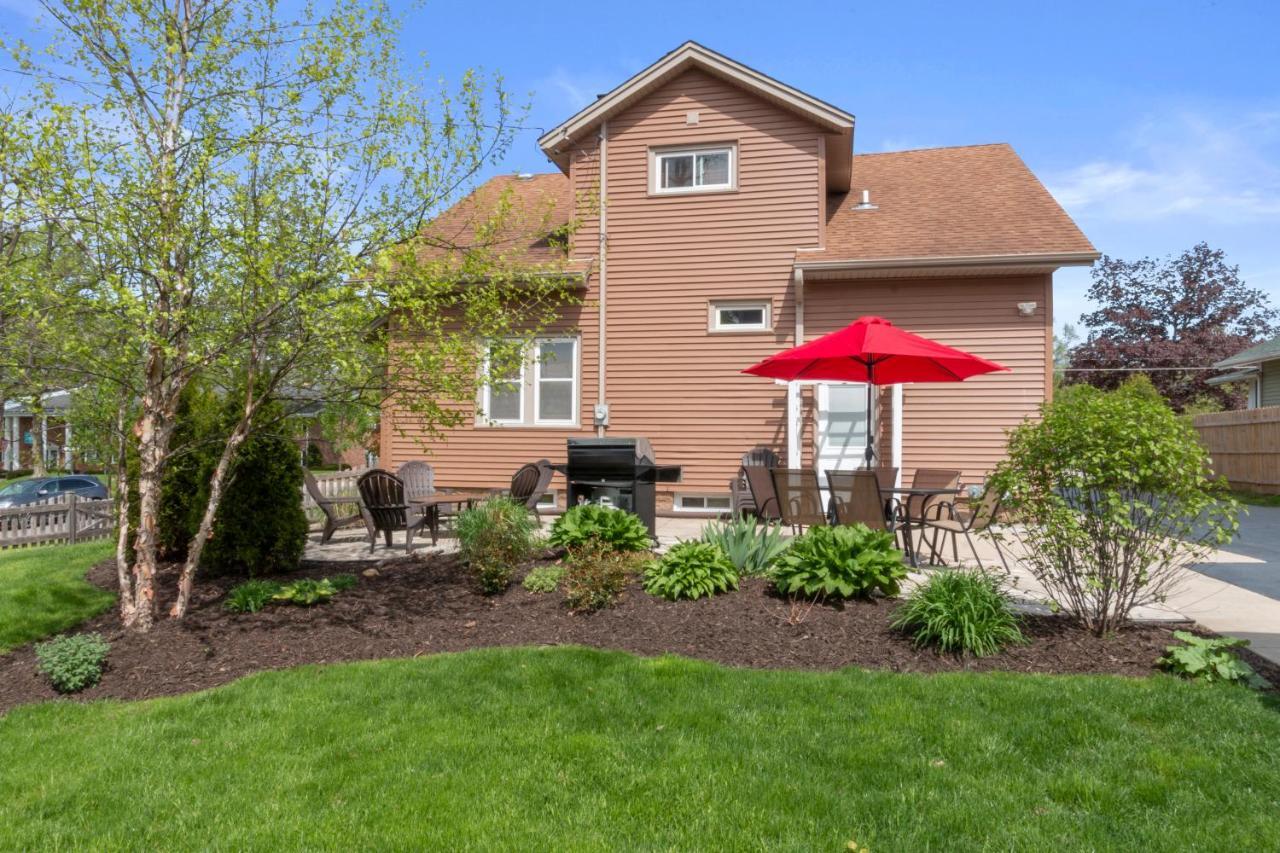 Gorgeous Downtown Bungalow, Walk Everywhere!!! Lake Geneva Buitenkant foto